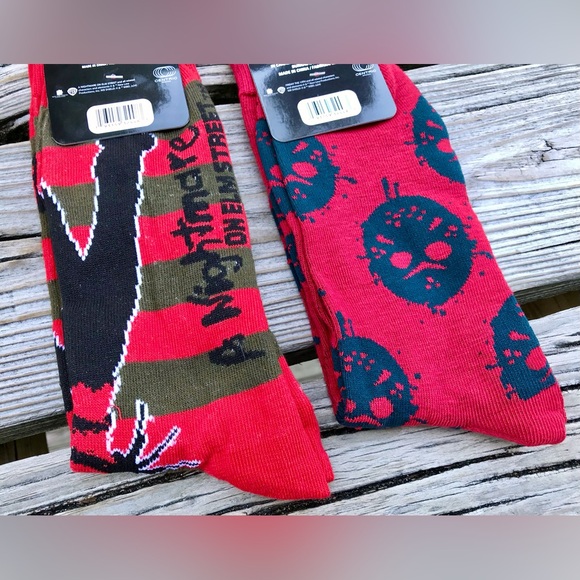 2/$10 Mens Halloween Movie Socks Nightmare Elm Street Friday The 13th Characters - Picture 3 of 4